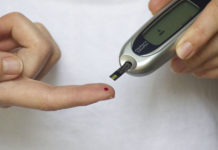 Czym jest polineuropatia cukrzycowa? Jakie są jej objawy, przyczyny i leczenie?