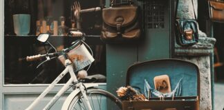 Czy w sklepie Żabka jest chemia?