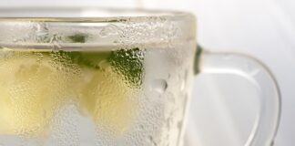 Czy soda oczyszczona wybieli zęby?