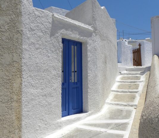 Jak wybielić żółte zęby?