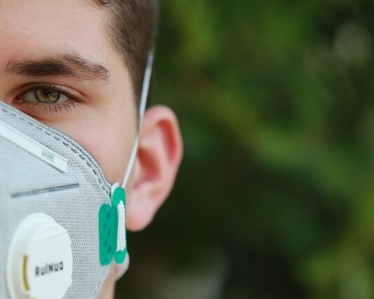 Co najpierw maska czy odżywka do włosów?