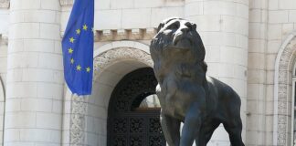 Jak ubrać się do prokuratury? Jak ubrać się do prokuratury?