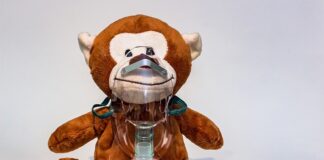 Czy maskę można nakładać na skórę głowy? Czy maskę można nakładać na skórę głowy?