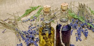 Jak zrobić naturalny olejek eteryczny?