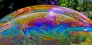 Jak chodzić o kulach po schodach?