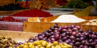 Czy oliwką można olejować włosy?